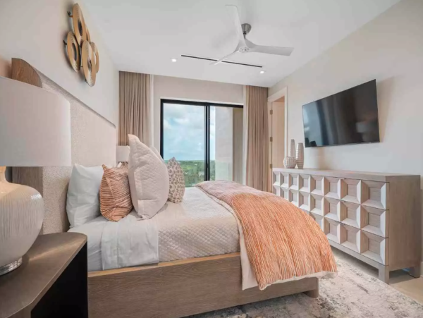 Luxury Beachfront Retreat in Nassau - Exclusive Vacation Rental